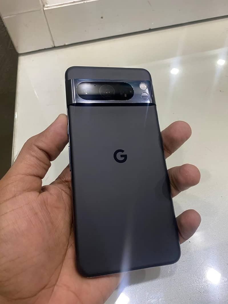 Google Pixel 8 Pro 1