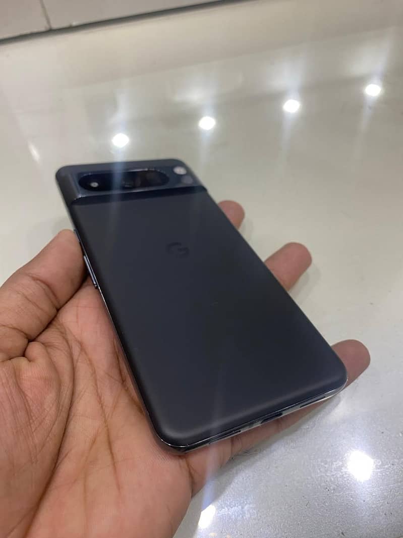 Google Pixel 8 Pro 6