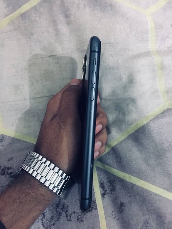 iPhone 11 64gb Non pta 2