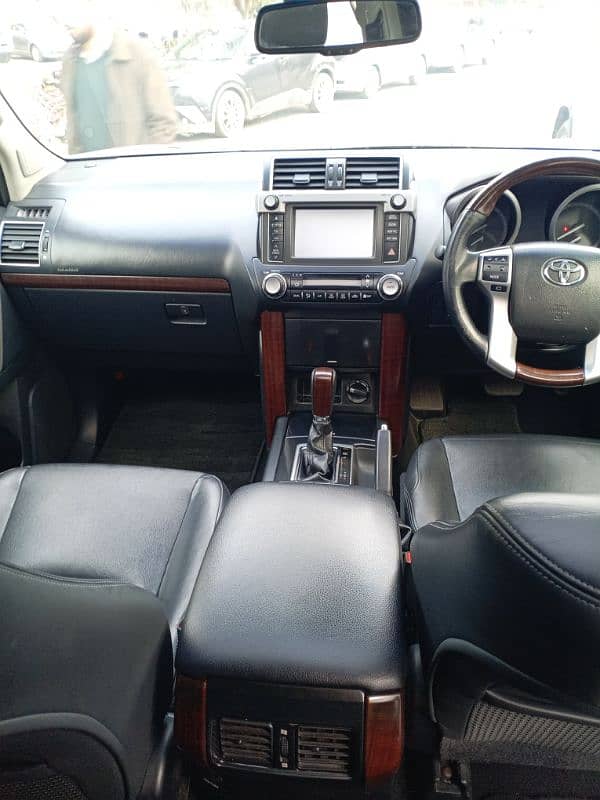 TOYOTA PRADO 2016 TXL SUNROOF 7 SEAT 13