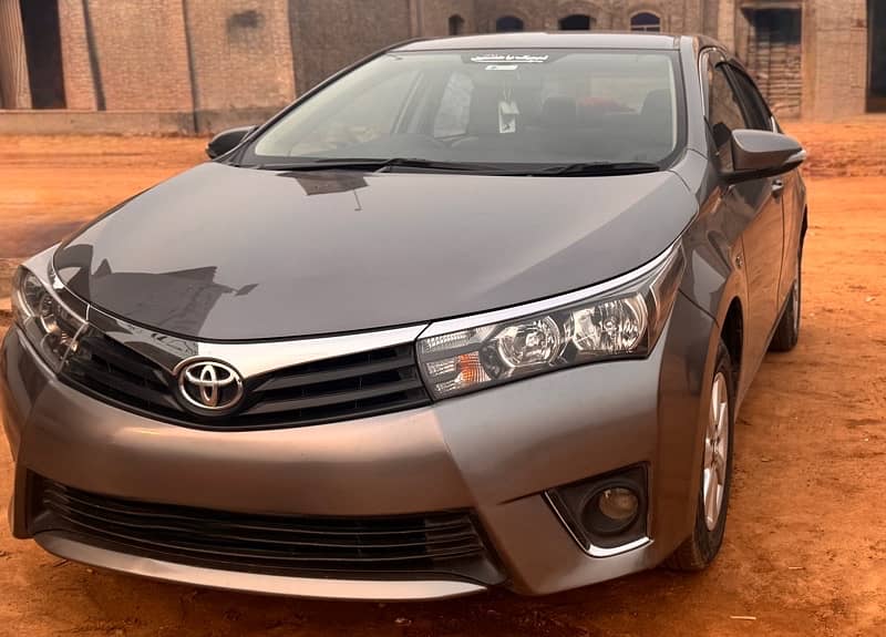 Toyota Corolla Altis 2016 1