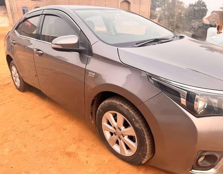 Toyota Corolla Altis 2016 4