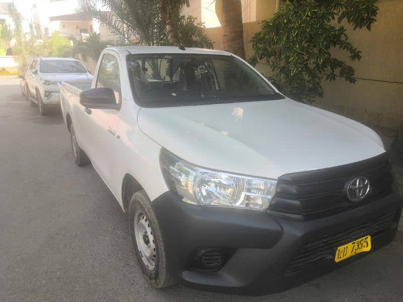 HILUX single cabin petrol 11