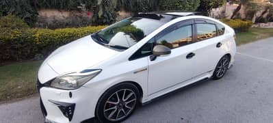 Toyota Prius S Touring Selection GS 1.8 2010