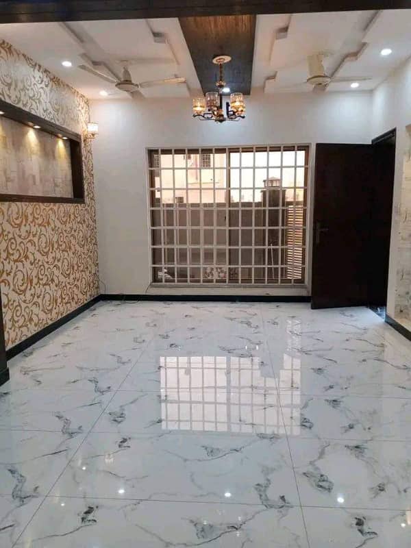 5 Marla Lavish Bungalow On Top Location near park for sale In DHA Phase 5 Lahore 8