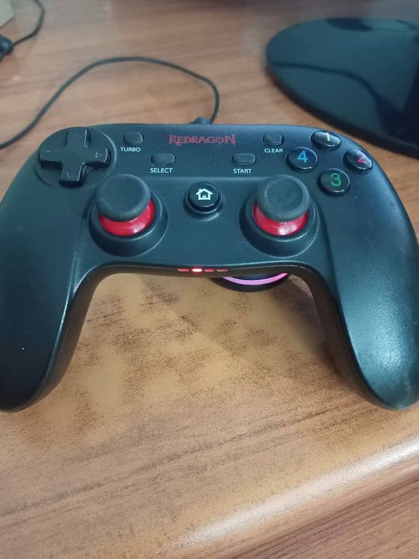 redragon saturn controller 1