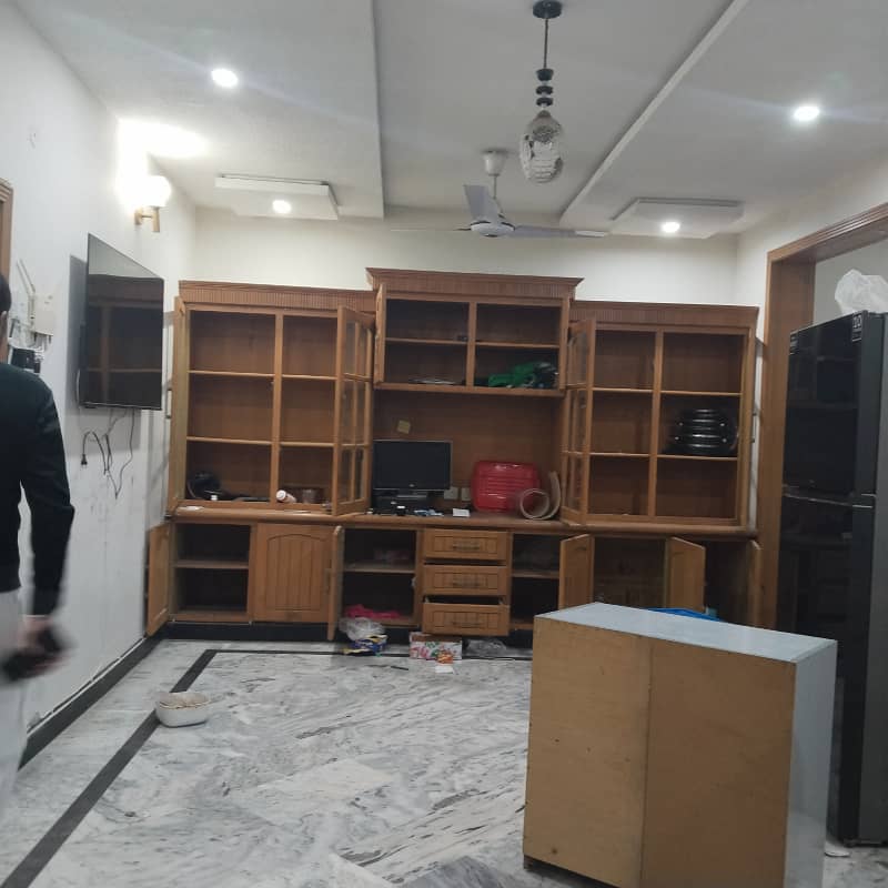 30x60 Besment for rent in G-15 Islamabad 1