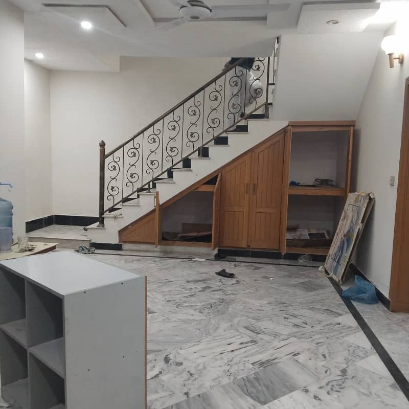 30x60 Besment for rent in G-15 Islamabad 2