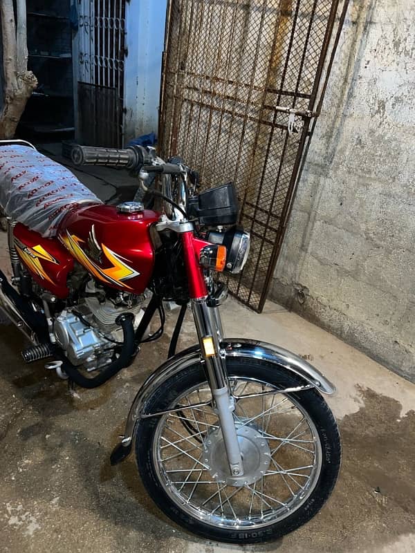 Honda CG 125 Red new condition just buy and drive 1