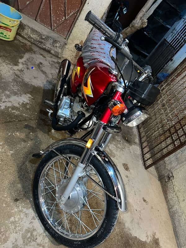 Honda CG 125 Red new condition just buy and drive 2