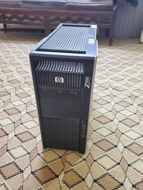 HP z800 workstation 0