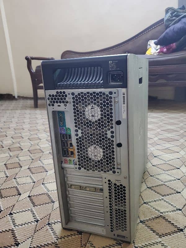 HP z800 workstation 2