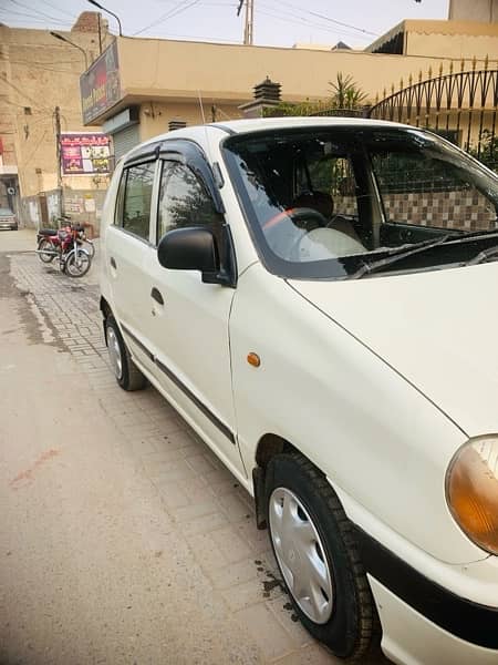 Hyundai Santro 2004          mehran  cultus coure city alto 10