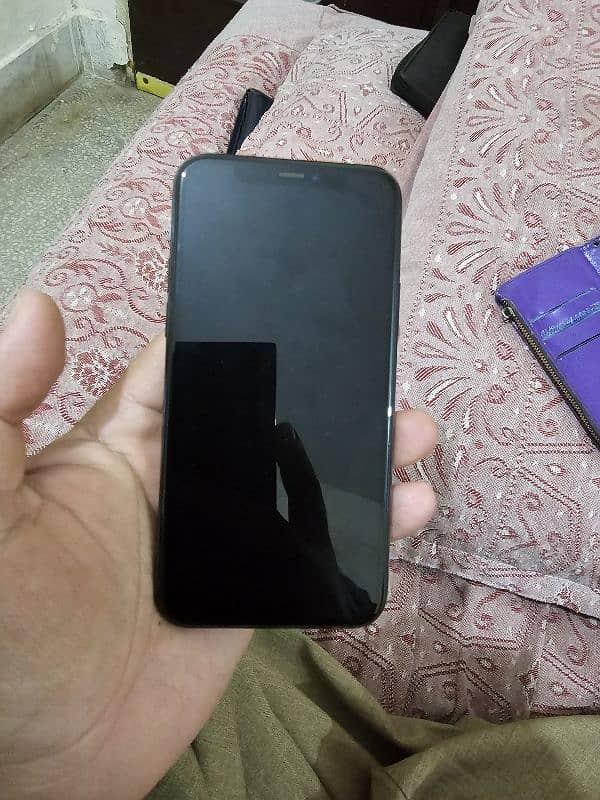 iphone 11 pro 64 Gb Black pta approved 0