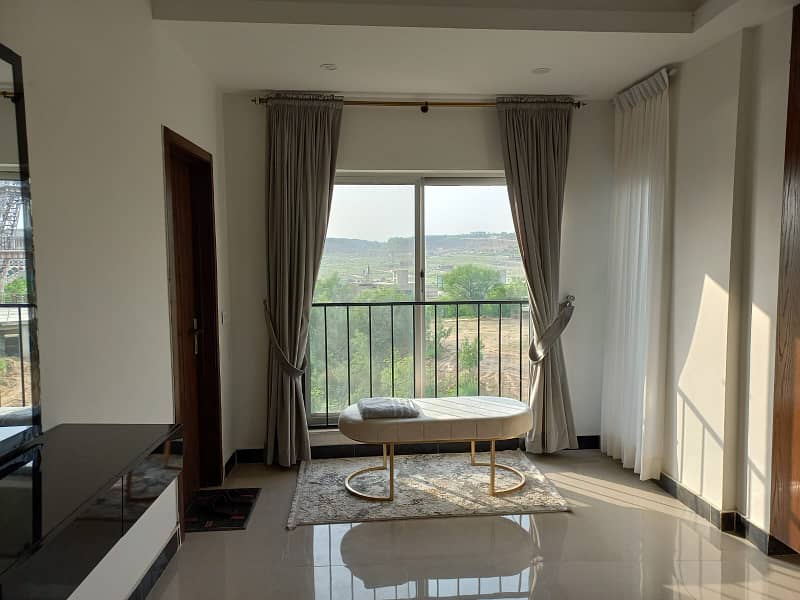 2 Bed Luxurious Apartment Available For Rent 5