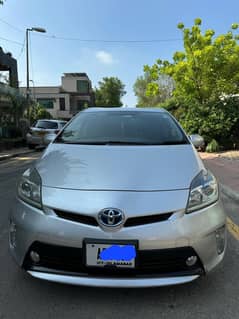 Toyota Prius S LED Edition 1.8 2014