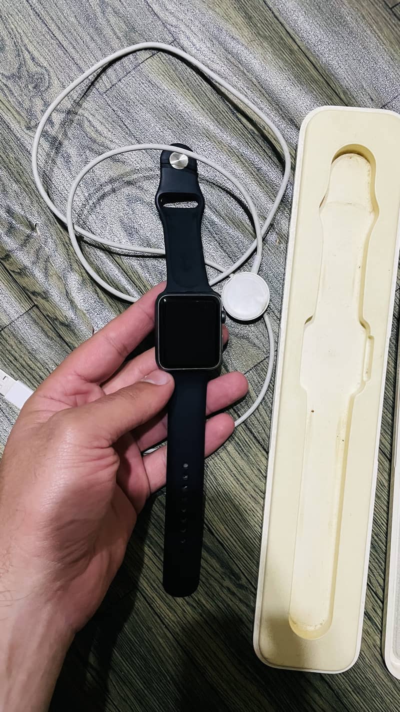 Apple watch series 1, 42 mm, silver color. 9.5/10 condition 0