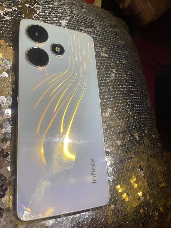 Infinix Hot 30 7