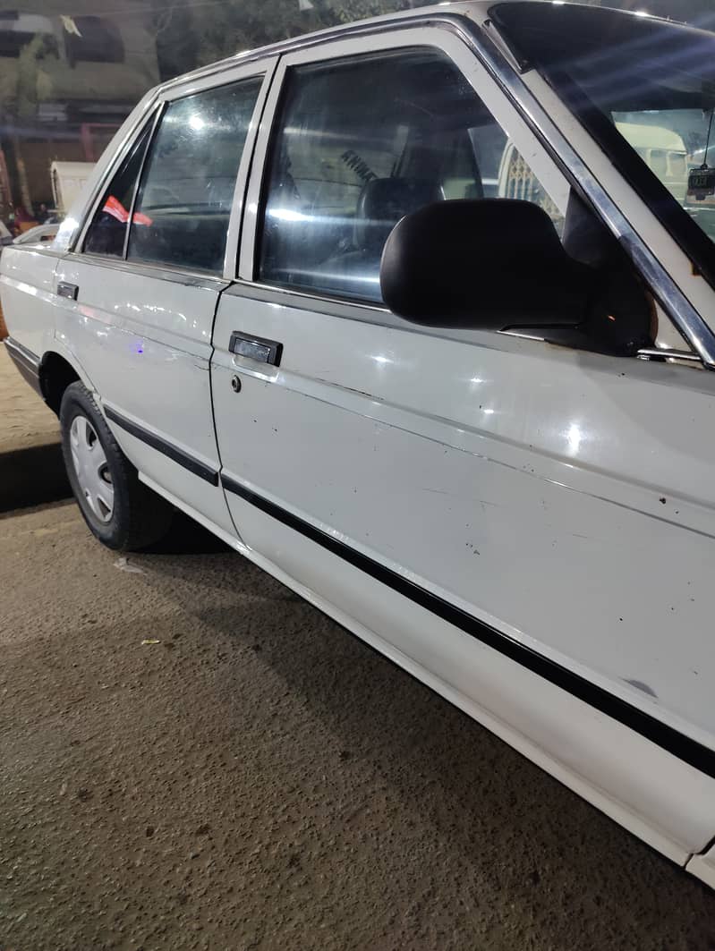 Nissan Sunny 1988 b2b original 3