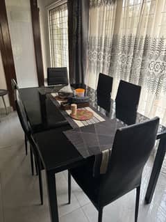 interwood dinning table with chairs