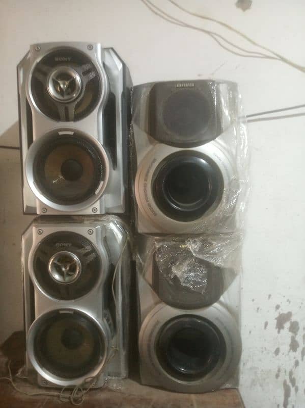 Speakers  pair for sale 1