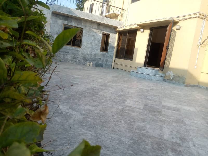 3000 SQFT House for Rent in Gulberg 0