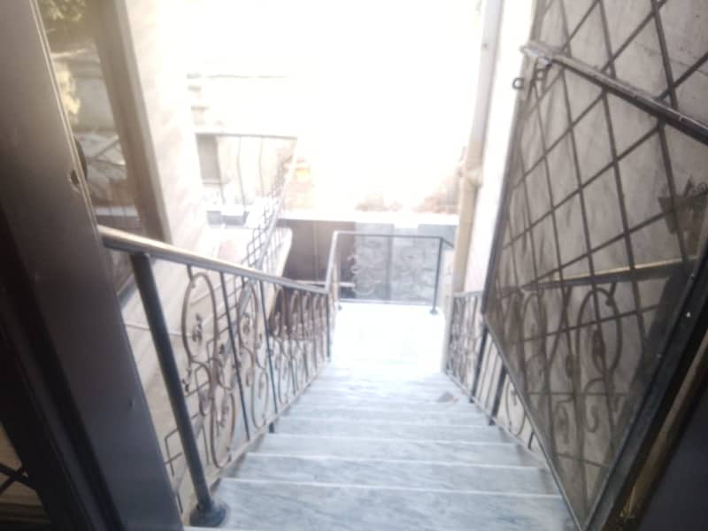 3000 SQFT House for Rent in Gulberg 32