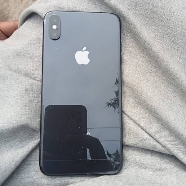 I PHONE XS MAX 64gb 03071438288 0