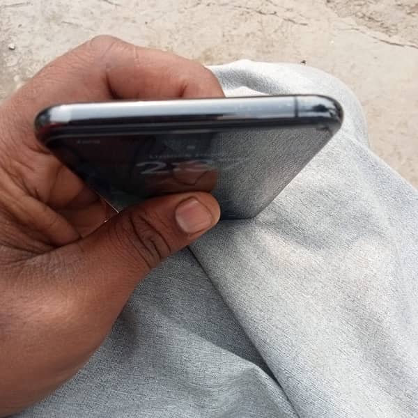 I PHONE XS MAX 64gb 03071438288 3