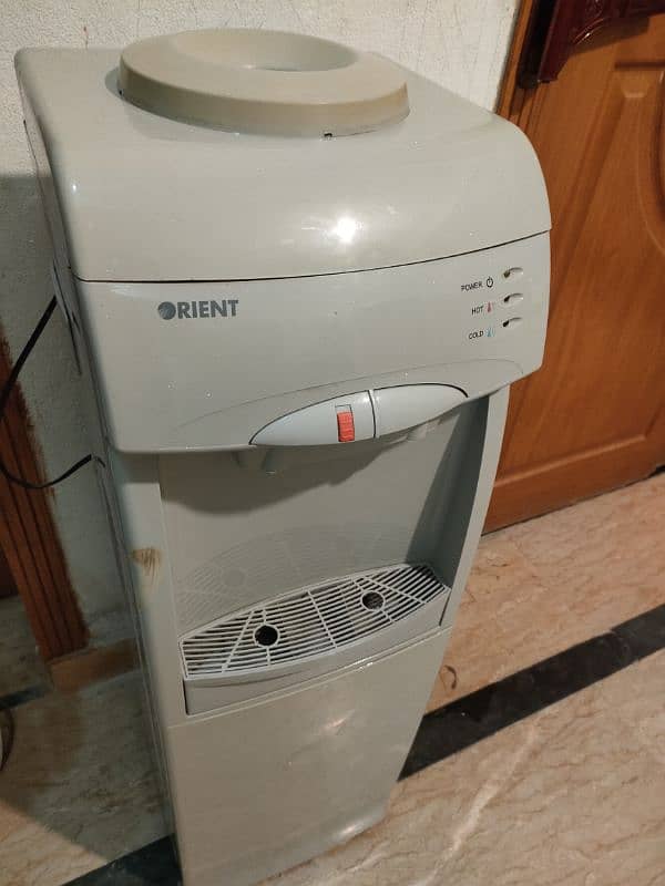 Orient Water Dispenser 1