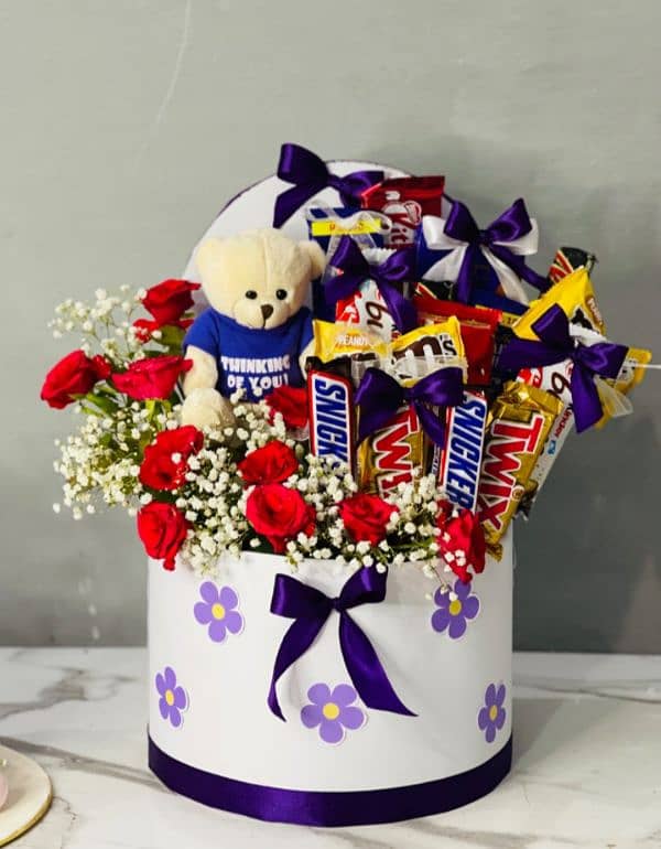 customize gift basket & gift boxes available 0