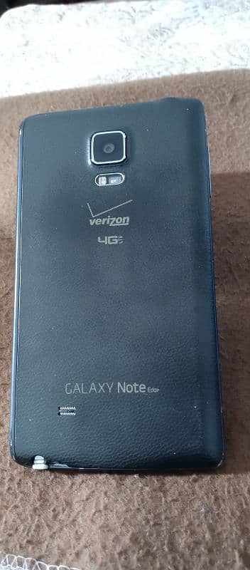 Samsung Galaxy Note Edge (SALE URGENT) 4