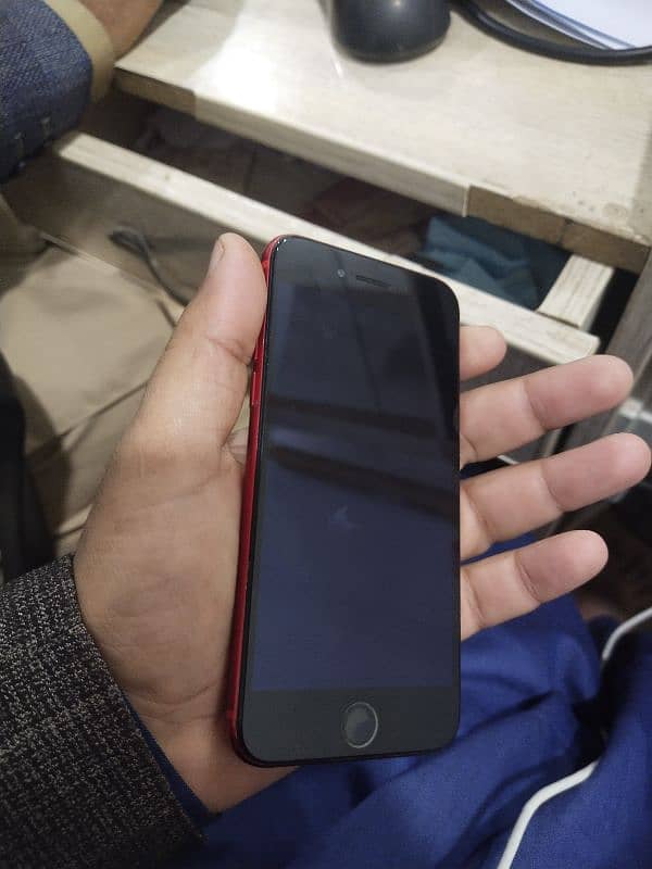 iphone 8 64gb red 3