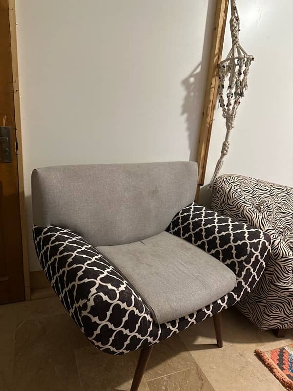 2 sofa seats for sale in Islamabad 1