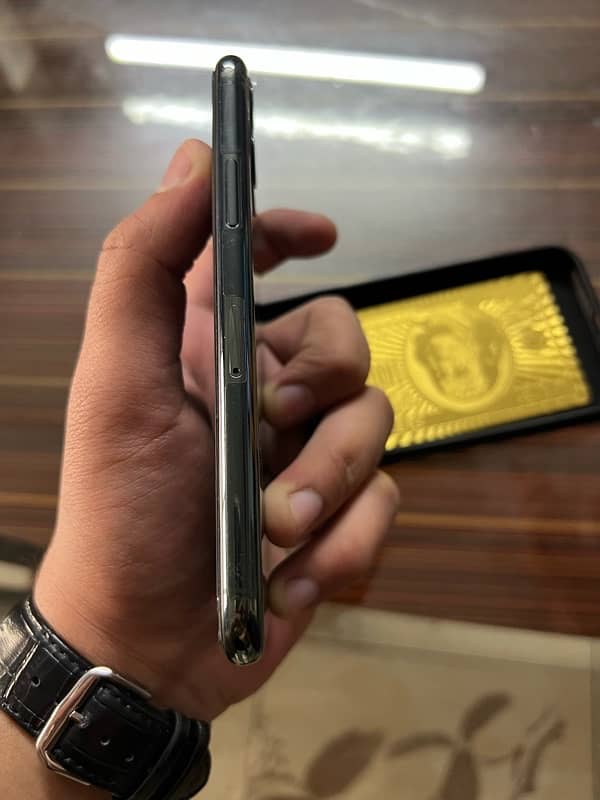 IPHONE 11pro (256gb) 3