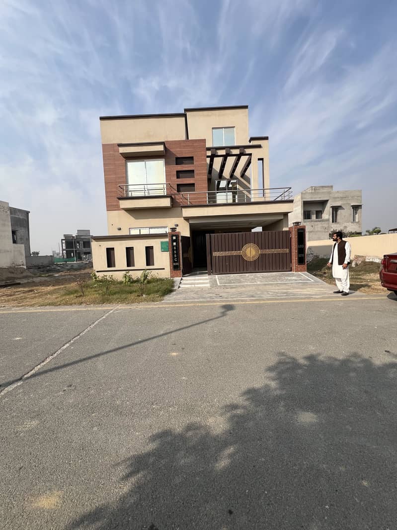 8 Marla like brand new house for sale C block Bahria orchard Lahore 11