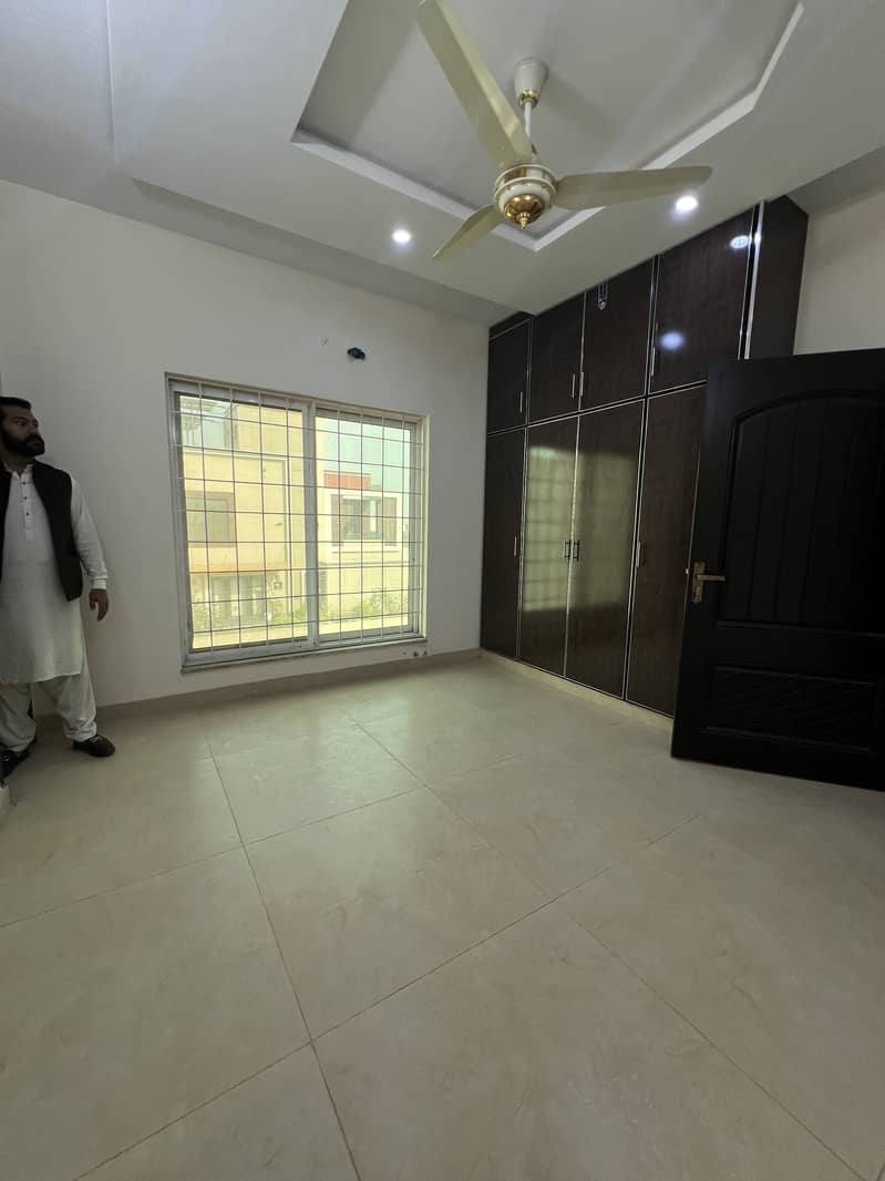 8 Marla like brand new house for sale C block Bahria orchard Lahore 21