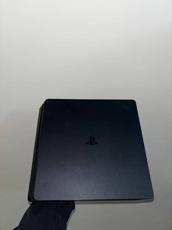 ps4 slim 1tb with game 1