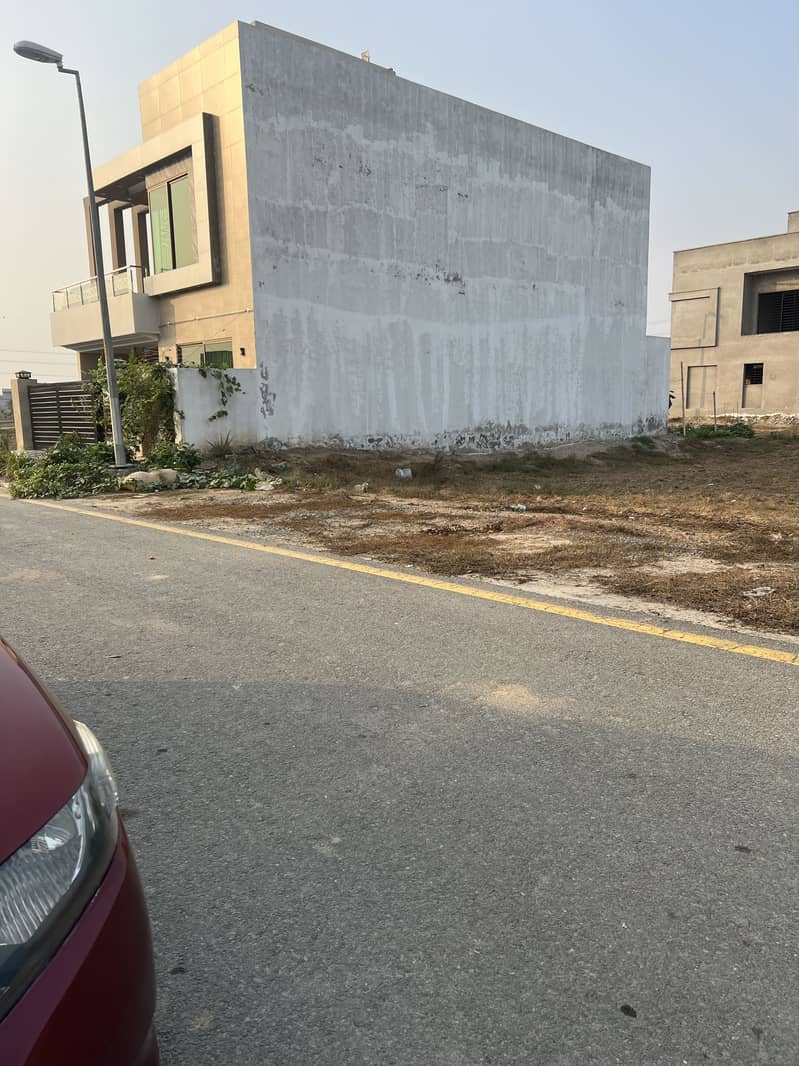 8 Marla Facing Park Plot On Ground Park Active Reasonable Price A Block Bahria Orchard 1