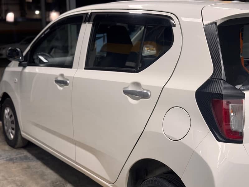 Daihatsu Mira 2018 7