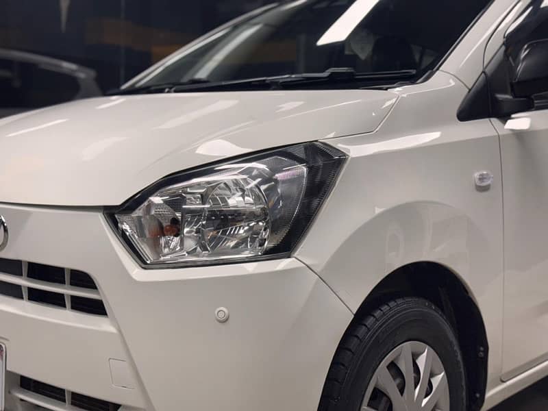 Daihatsu Mira 2018 10