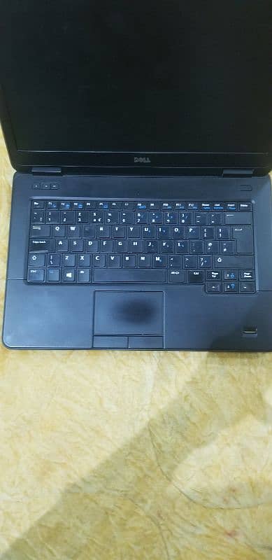 Dell i core 5 laptop 4Gb and Room 500+Gb 8