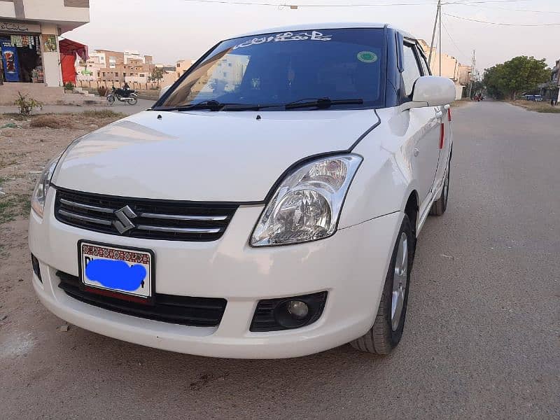 SUZUKI SWIFT DLX 1.3 FOR SALE 1