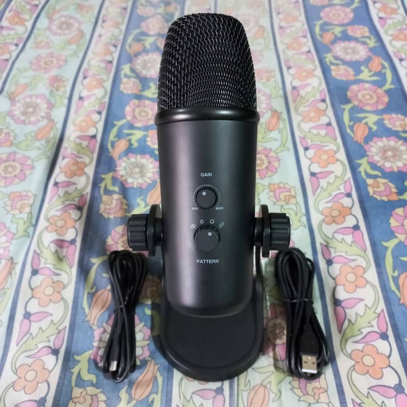 Professional Mic (Boya USB Microphone BY-PM700) 1