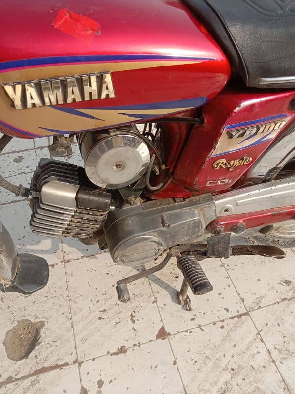 Yamaha 2 stroke good condition 1998 se PLC clear Karachi number 1