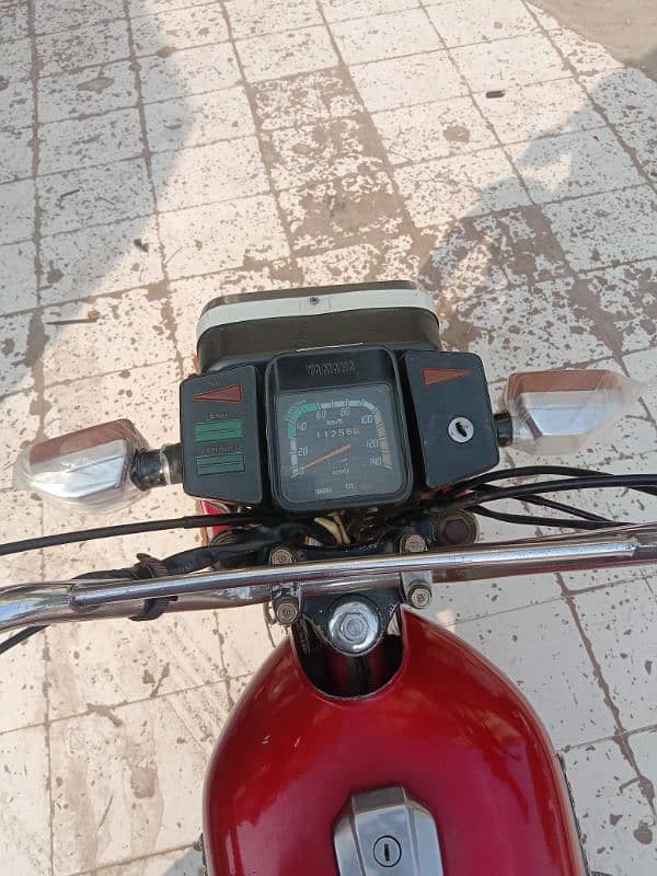 Yamaha 2 stroke good condition 1998 se PLC clear Karachi number 2