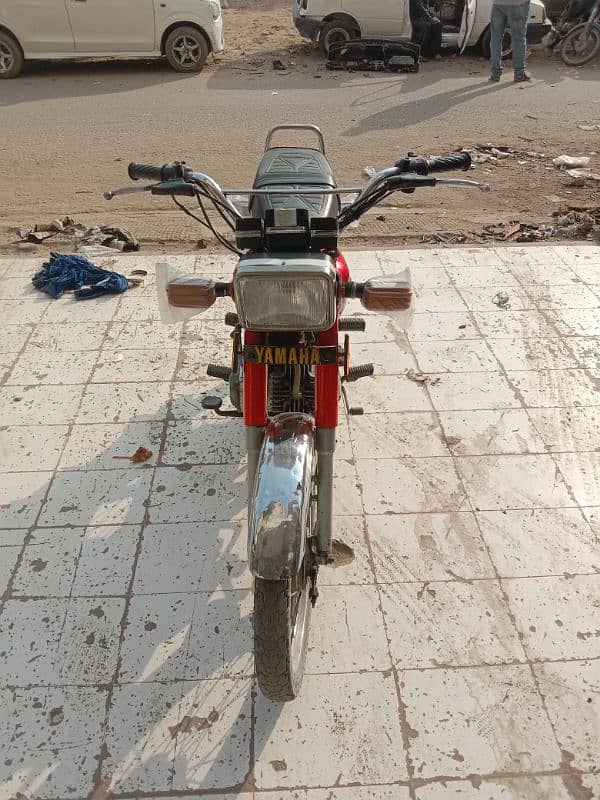 Yamaha 2 stroke good condition 1998 se PLC clear Karachi number 8