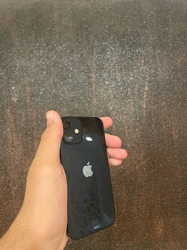 Iphone 12 mini 4