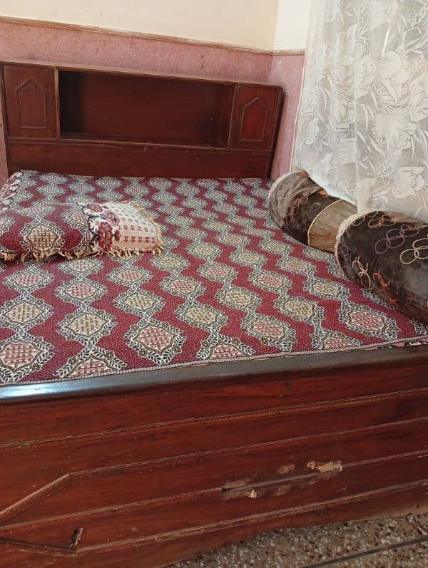 pure old original wooden bed in good condition 1