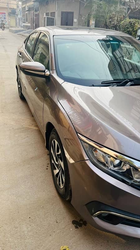 Honda Civic VTi Oriel Prosmatec 2018 (1.8) 4